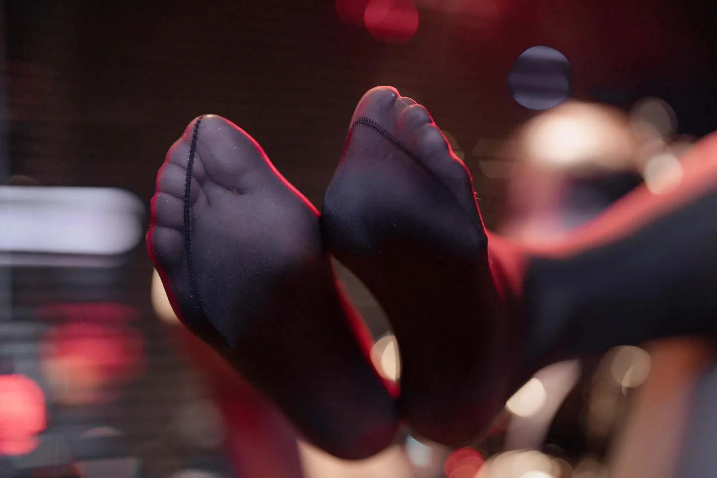 轩萧学姐 - No.080 黑丝通讯官 [60P-287MB] tg@simisebaisi 【丝足阁】052.webp